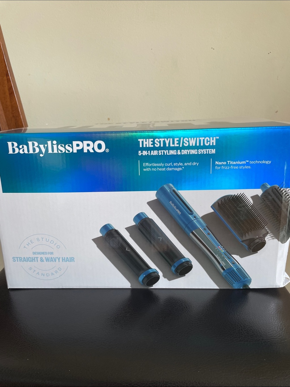 BabylissPRO The style/switch 5-in-1 air styling & drying system.